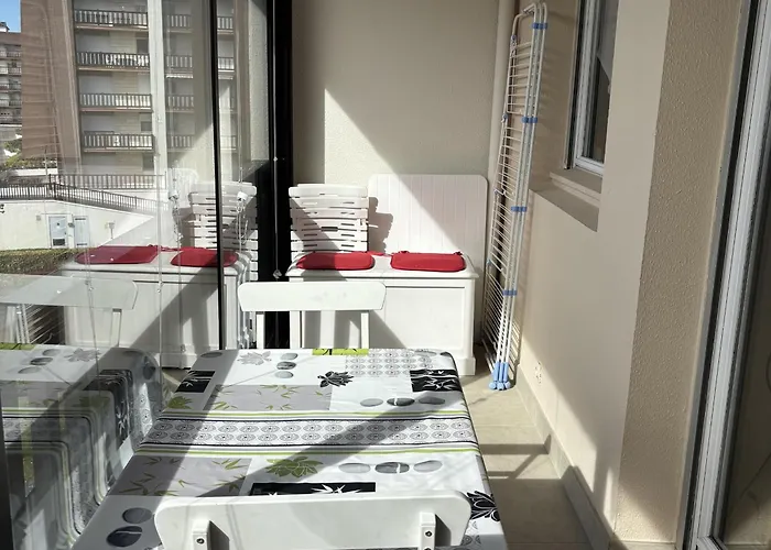 2 Pieces Avec Loggia Vue Et Parking, Pres De La - Fr-1-712-38 Apartment Villers-sur-Mer